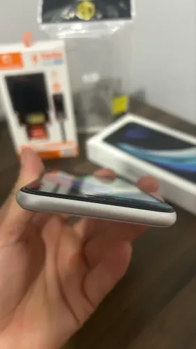 iPhone SE 2 64gb branco