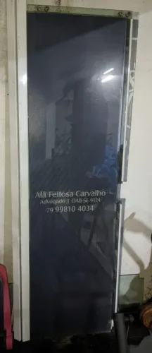 Vende-se porta de blindex 