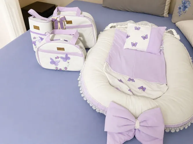 Ninho de bebê para menina