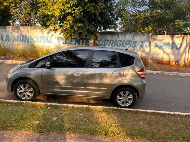 Honda Fit LX 1.4/ 1.4 Flex 8v/16v 5P Aut. 2013