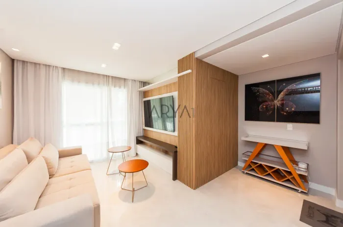 Apartamento no Cabral - ARYA 1