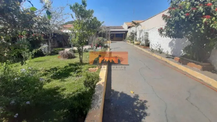 Casa à venda 3 Quartos, 4 Vagas, 420M², Vila Santa Isabel, Campinas - SP