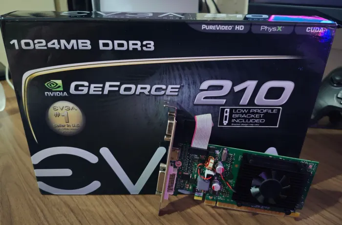 Placa de Vídeo GeForce 210 EVGA, 1024GB, DDR3