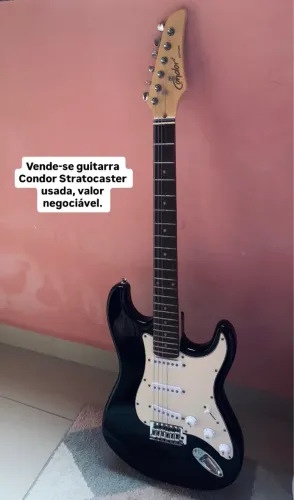 Guitarra Condor Stratocaster