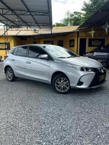 Toyota Yaris XS Connect 1.5 Flex 16V 5P AUT 2023