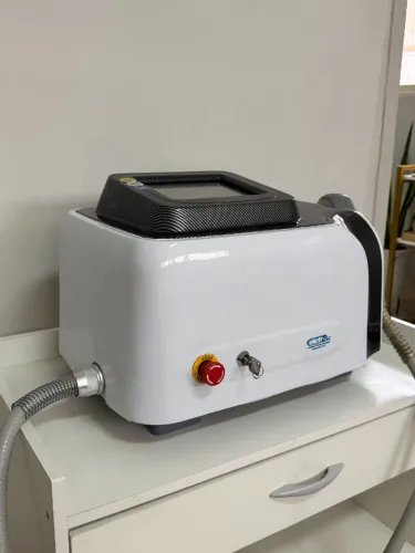 Laser de Depilação Galaxy Fiber Evo com Laudo Técnico e Revisão