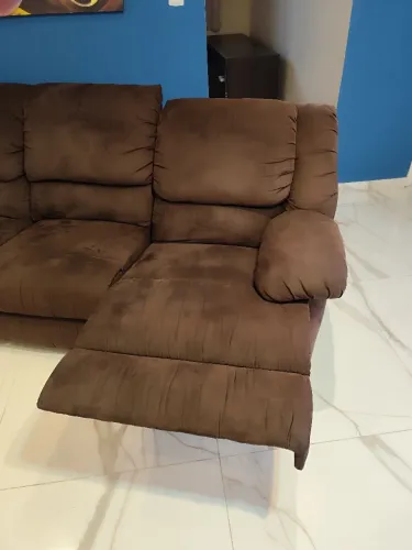 Sofá três lugares