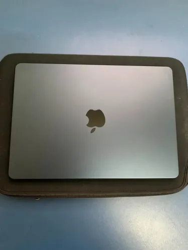 Macbook Air M2 2022 Modelo A2681- Perfeito