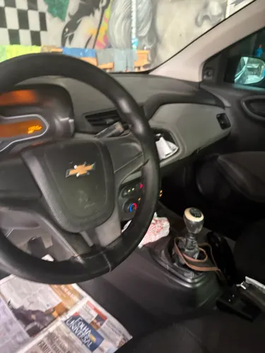 Chevrolet Onix JOY Hatch 1.0 8V Flex Mec. 4P 2018