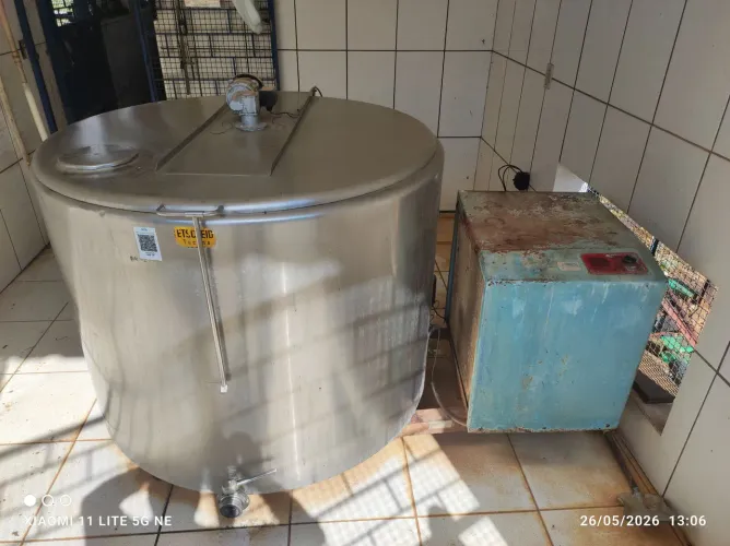 Tanque de resfriamento de leite
