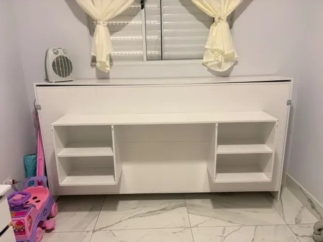 Cama de Soltiro - Painel e Escrivaninha 