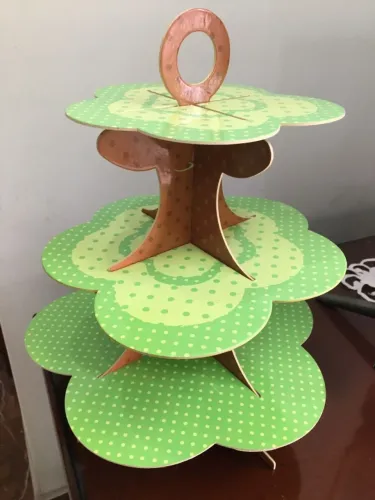 Suporte para doces de 3 andares em formato de árvore