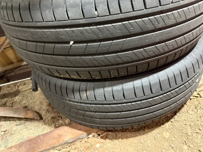     Pneus Originais Kumho 225/60 R18 - Excelente Oportunidade