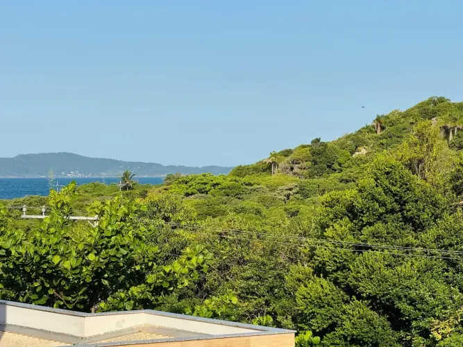 FRENTE RUA COM 2 SUITES E MOBILIADO A VENDA NA PRAIA GRANDE - SC