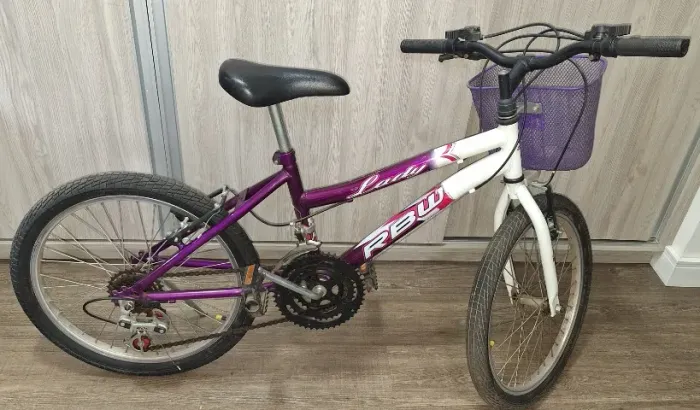 Bicicleta infantil feminina aro 20 - 18 marchas