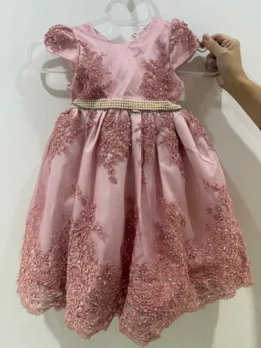 Vestidos infantis de luxo