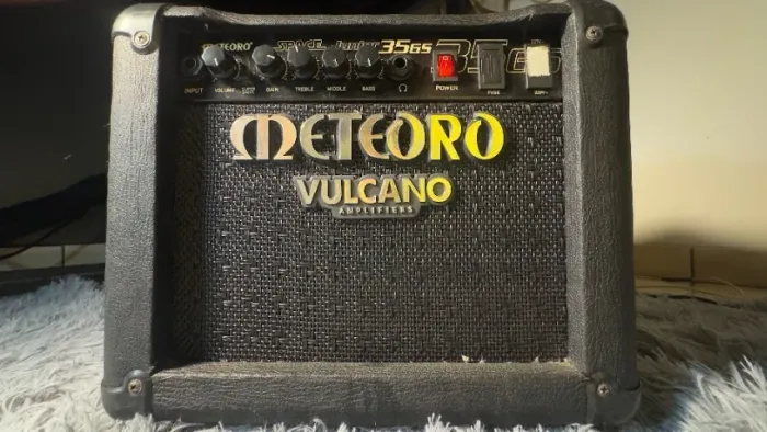 AMPLIFICADOR METEORO VULCADO - SPACE JUNIOR 35GS BIVOLT!