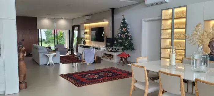 Casa em Condomínio à venda Avenida Juca Batista, Chapéu do Sol - Porto Alegre