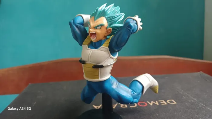 Vegeta Blue Master Stars Piece da Banpresto Action Figure