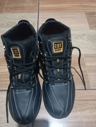 Bota CAT