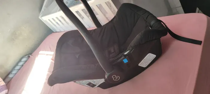 Vende-se Bebê Conforto 