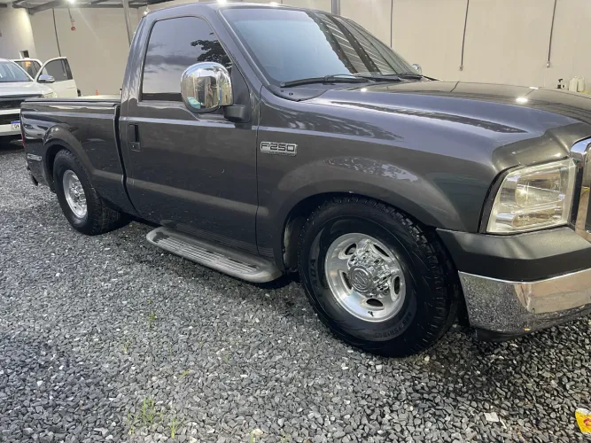 Ford F-250 XLT 4.2 V6 1999