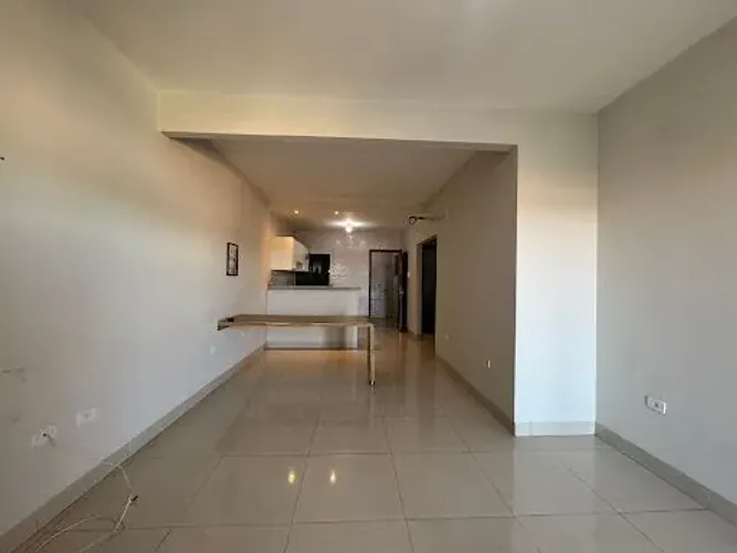 Apartamento com 2 Quarto(s) e 2 banheiro(s) para Alugar, 120 m² por R$ 1300 / Mês