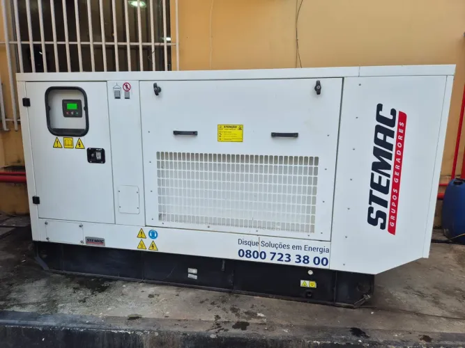 Gerador Stemac diesel 125Kva trifásico com potência de 0.8 na tensão de 380/220 60Hz
