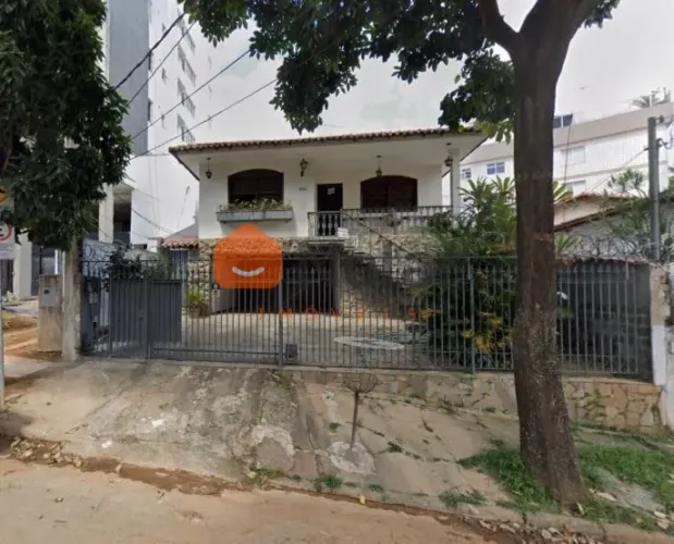 Casa á venda no Bairro Cidade Nova em Belo Horizonte MG