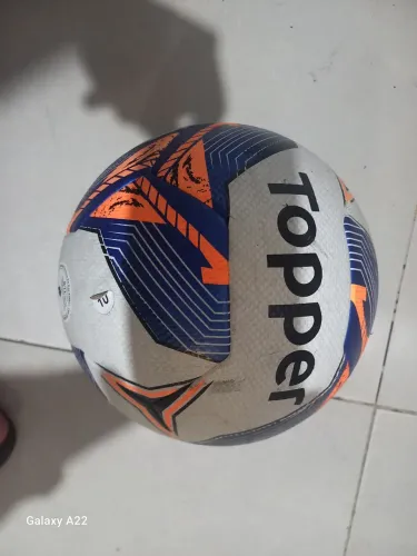 Bola