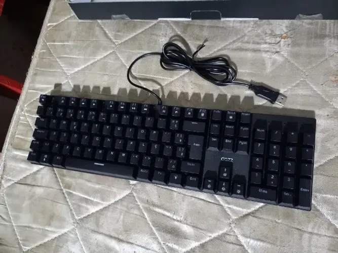 Teclado gamer mecânico Orion Essential