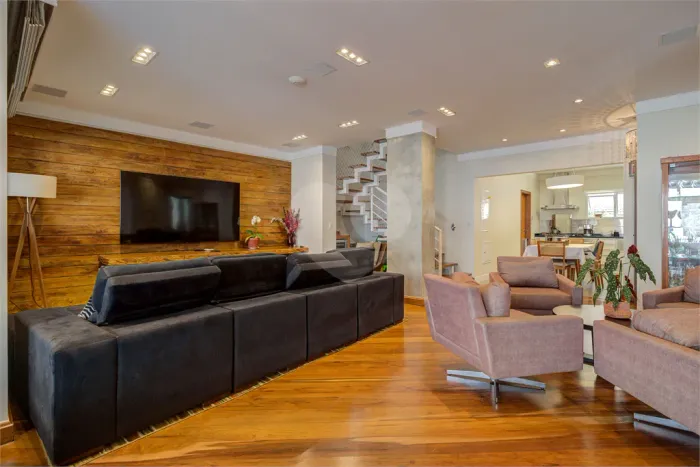 Casa à venda com 3 suítes no condomínio Villa Splendore, São Paulo - SP