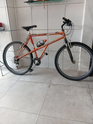Bicicleta italiana Benotto, troco em 29