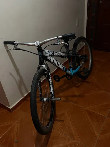 Bike VikingX + Banco Novo + Manoplas Extras + Trava de Segurança. NÃO ACEITO TROCA
