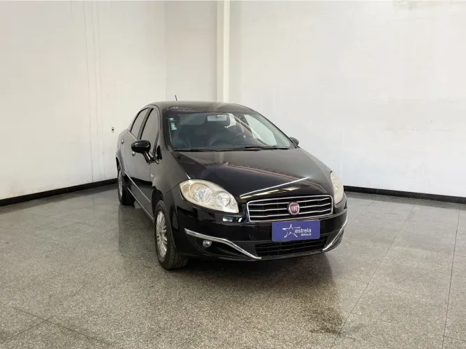 Fiat Linea Essence 1.8 Flex 16V 4P 2016
