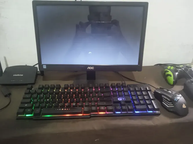Computador Completo + Monitor AOC + Teclado e Mouse Gamer!