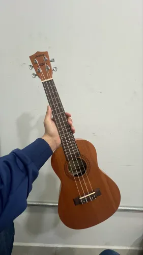 UKULELE VIOLA VIOLÃO NOVO ORIGINAL SHELBY SU23M STNT