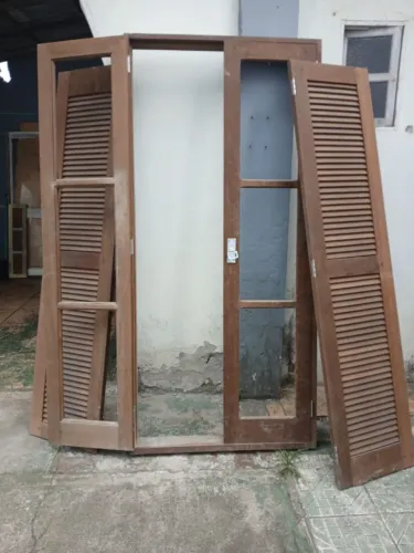 Janelas a venda