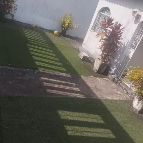Gramado sintético leve tudo  ..leia
