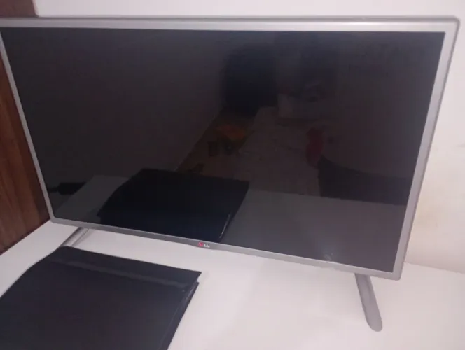 Tv LG 32 polegadas led , para retirar