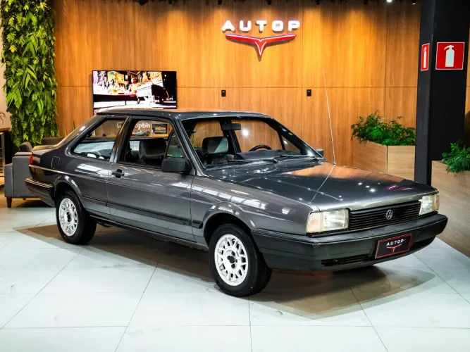 Volkswagen Santana GLI / GL/ Sport 1.8/ 2.0 (álcool) 1987