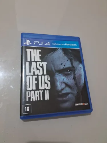 Jogo de ps4 The last of us 2. Semi novo. R$100,00