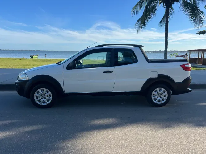 Fiat Strada Working Celeb.1.4 Fire Flex 8V CD 2014