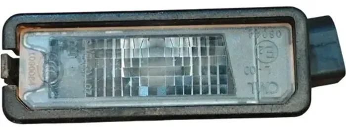 Luz Cortesia Placa Vw Amarok V6 2018 2019 2020 1k8943021