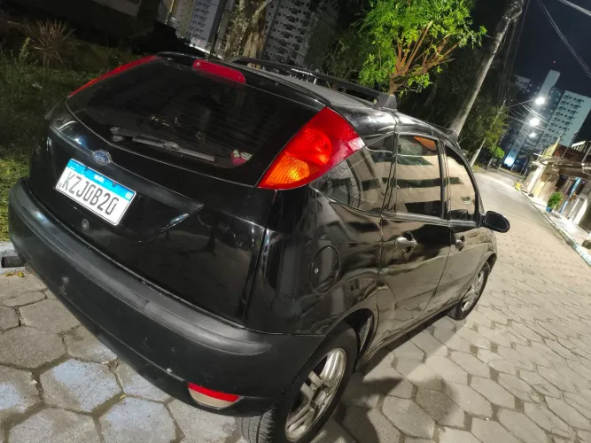 Ford Focus 2.0 16v/ 2.0 16V Flex 5P 2005