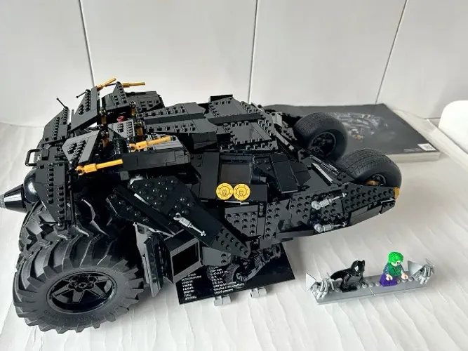 lego 76240 Dc batman batmobile tumbler