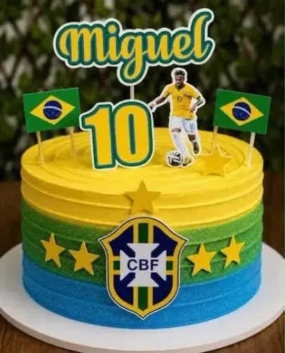 Bolos em geral com precinho acessível fale com July cakes