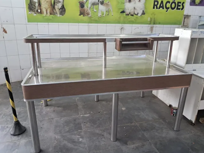 Vendo Bancada de Hortifruti.