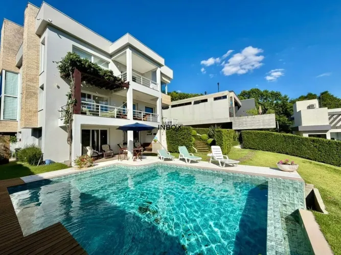 INBOX CIA IMOBILIÁRIA VENDE - Casa com 4 suites NO VALE DOS VINHEDOS.