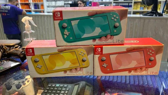 Nintendo Switch Lite Loja Física Garantia Parcelo Troco 10BLOQUEADO